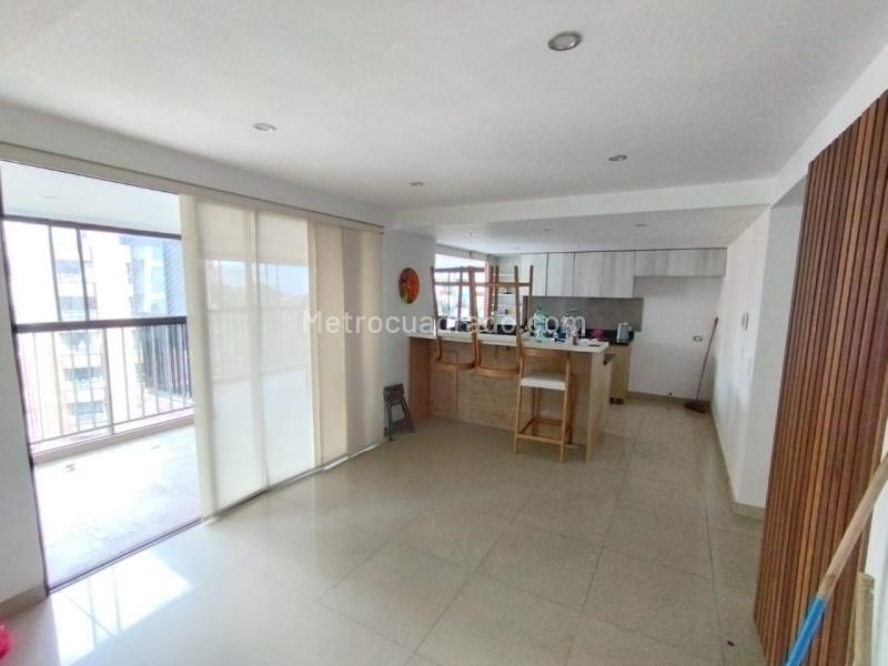 4BR Apartment in Pilarica - 2