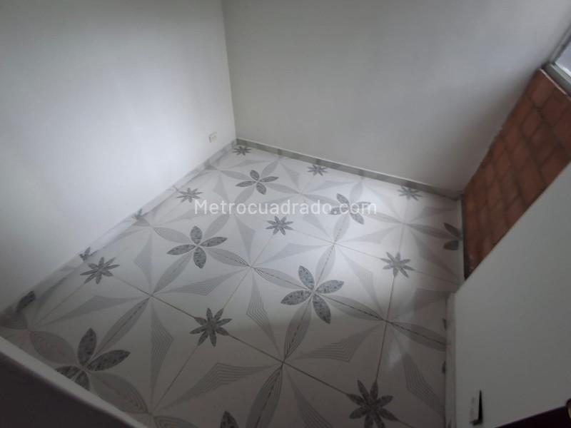 Apartamento en Arriendo de 3 Alcobas en Pajarito (Robledo), Medellín - 4