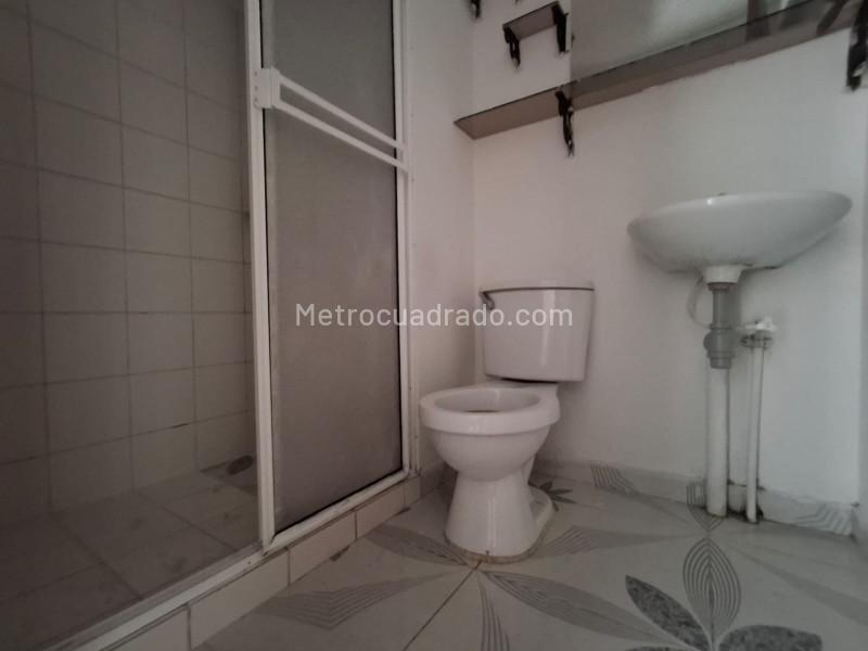 Apartamento en Arriendo de 3 Alcobas en Pajarito (Robledo), Medellín - 6