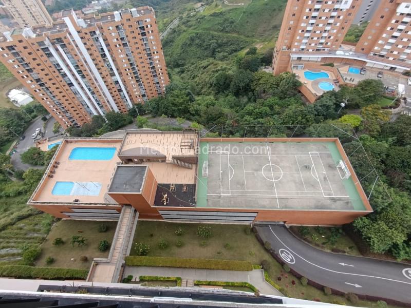 3BR Apartment in Calasanz - 6