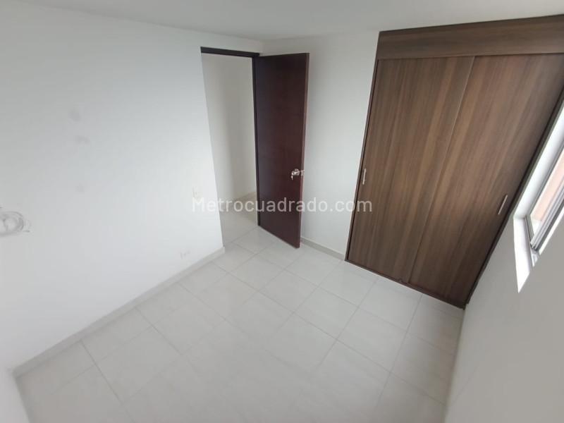 3BR Apartment in Calasanz - 8