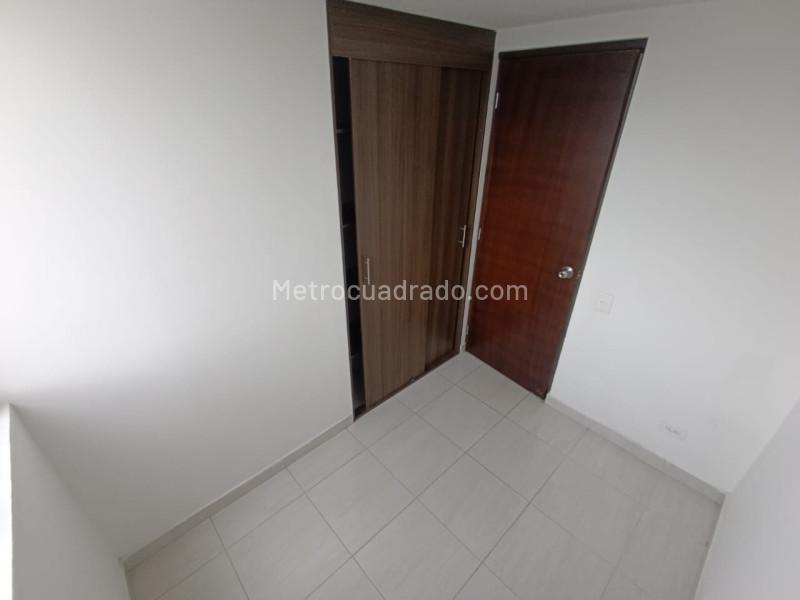 3BR Apartment in Calasanz - 9