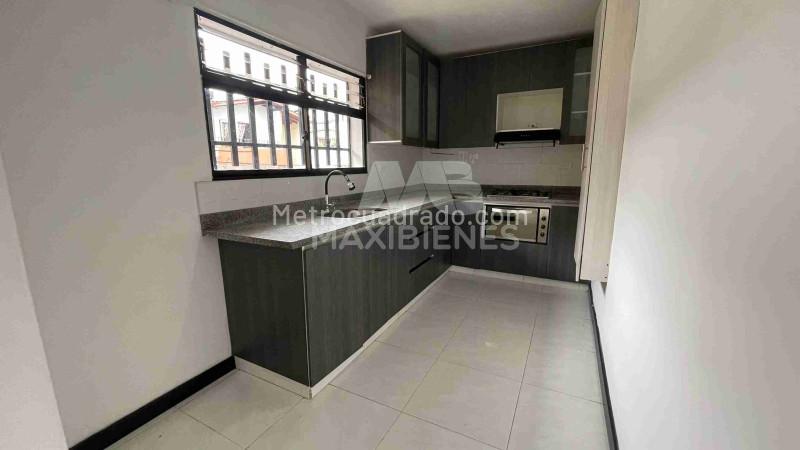Duplex 4BR Apartment in Belen La Gloria, Medellín - 4