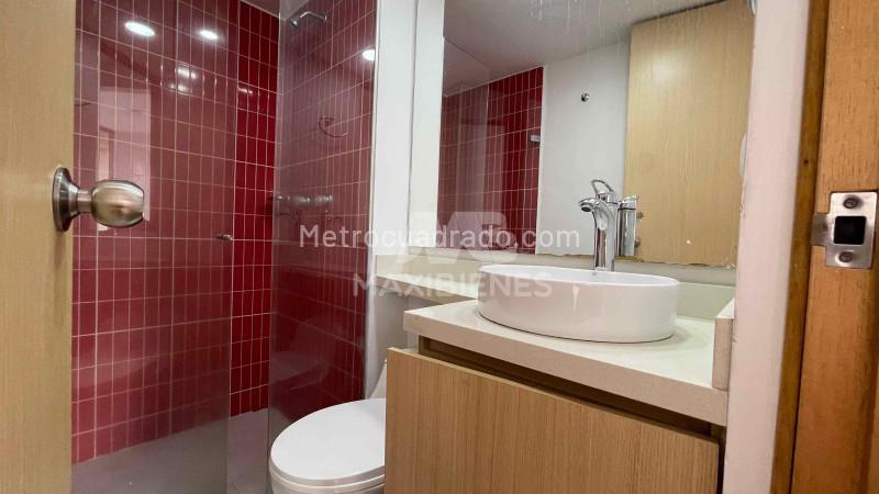 Apartamento en Arriendo de 3 Alcobas en Rodeo Alto, Medellín - 3