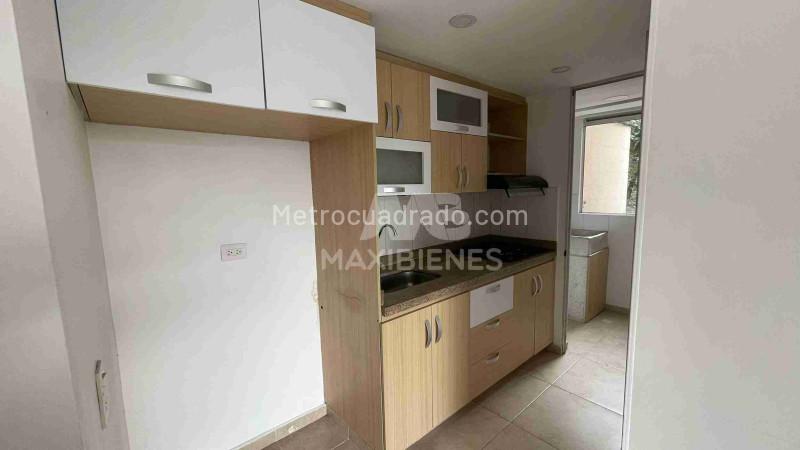 Apartamento en Arriendo de 3 Alcobas en Rodeo Alto, Medellín - 9