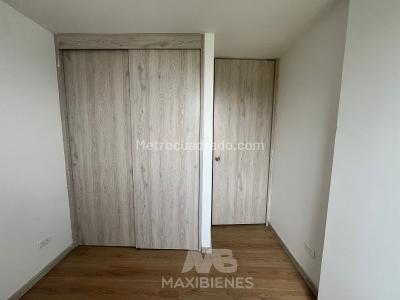 Apartamento de 3 alcobas en venta en Machado, Bello, 68 m² · foto 4 de 16