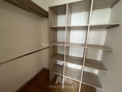 Apartamento de 3 alcobas en venta en Machado, Bello, 68 m² · foto 6 de 16