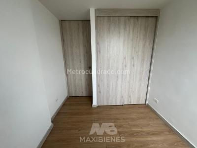 Apartamento de 3 alcobas en venta en Machado, Bello, 68 m² · foto 10 de 16