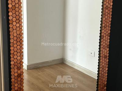 Apartamento de 3 alcobas en venta en Machado, Bello, 68 m² · foto 13 de 16