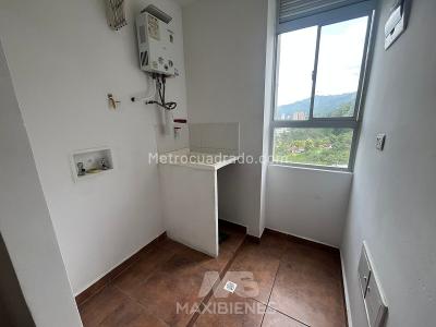 Apartamento de 3 alcobas en venta en Machado, Bello, 68 m² · foto 14 de 16