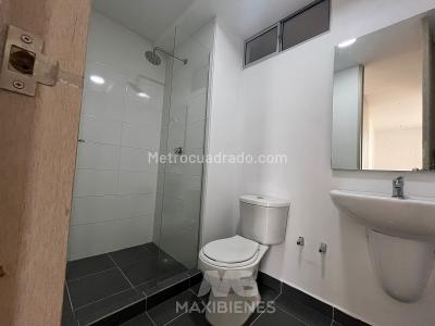 Apartamento de 3 alcobas en venta en Machado, Bello, 68 m² · foto 15 de 16