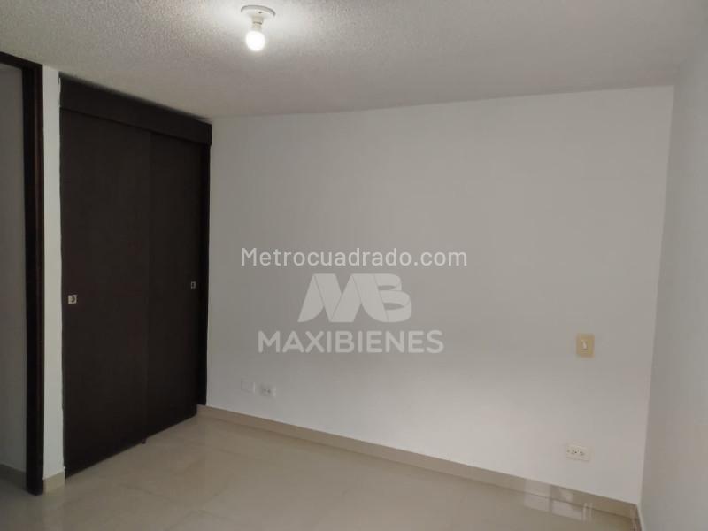 3BR Apartment in Belen Loma De Los Bernal with Balcony - 9