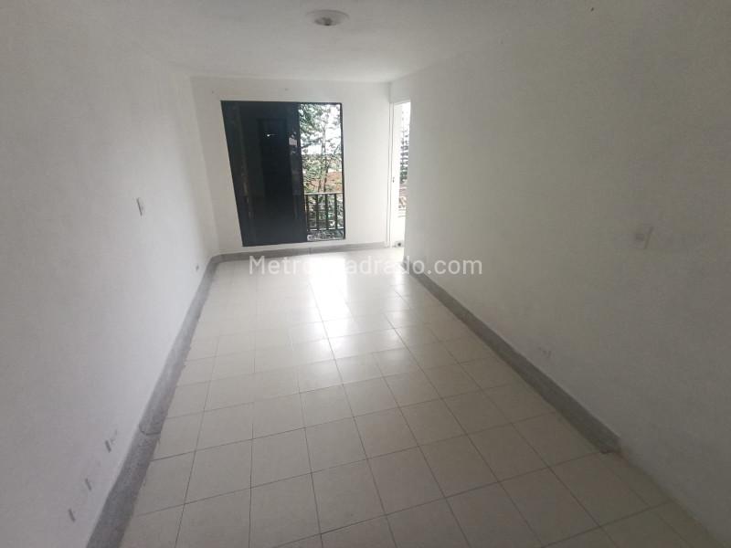 Apartamento de 2 Alcobas en Manrique Central 1 - 4