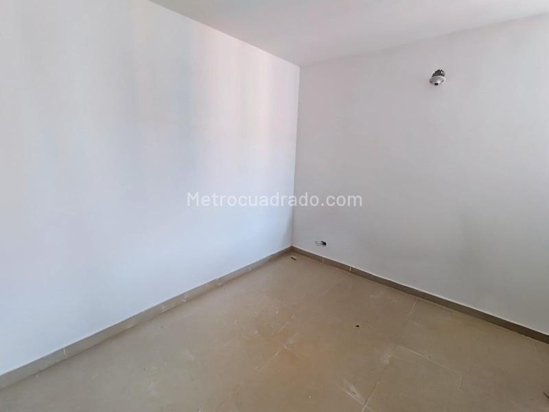 Apartamento en Arriendo de 3 Alcobas en Robledo Pajarito (La Aurora) - 2