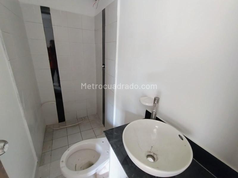Apartamento en Arriendo de 3 Alcobas en Robledo Pajarito (La Aurora) - 5