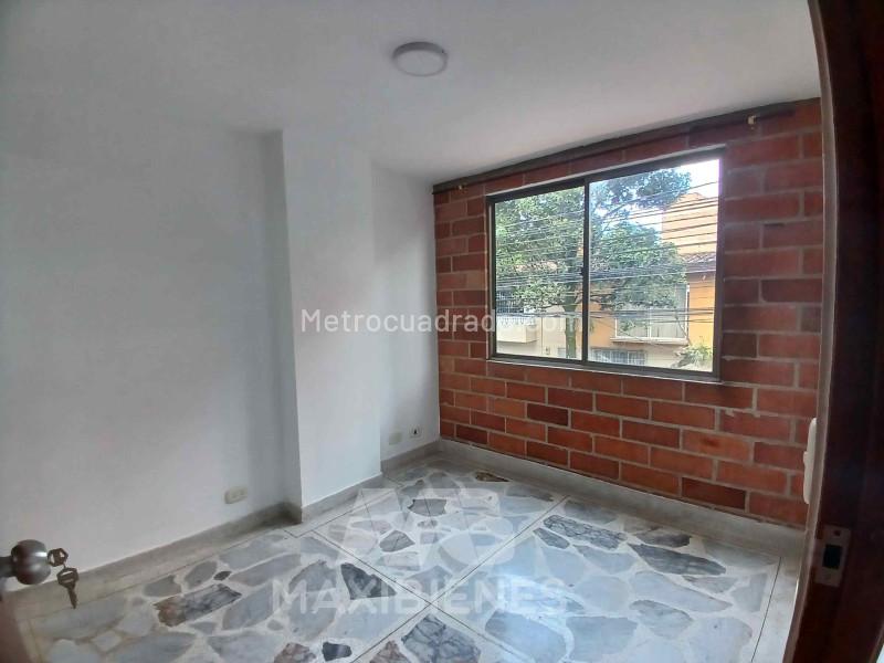 2BR Apartment in Belen Rosales - 4