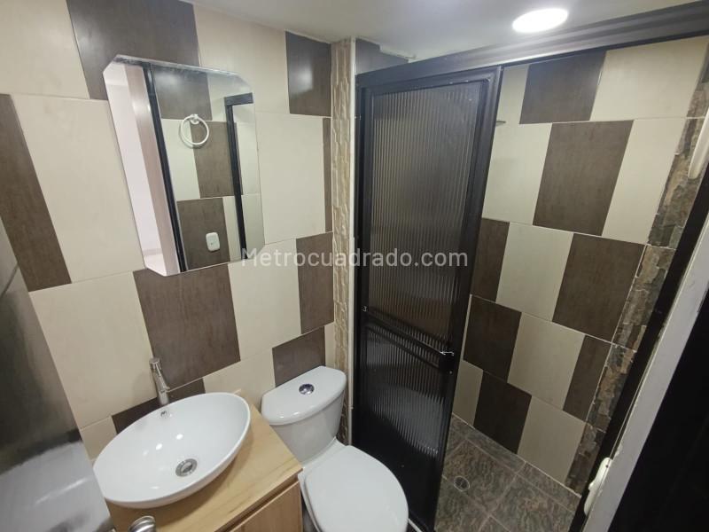 Apartamento de 3 Alcobas con 2 Baños en Buenos Aires, Medellín - 4