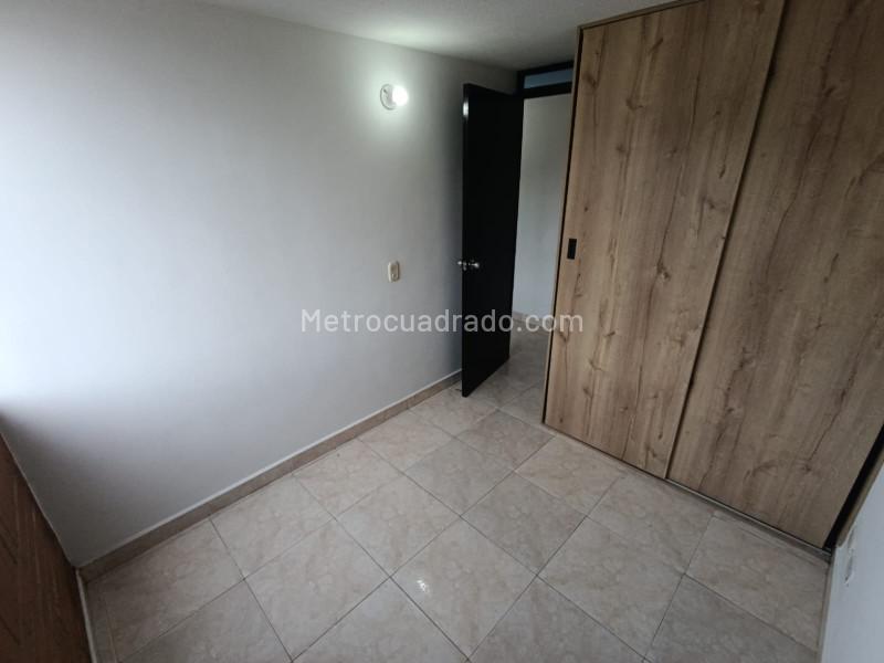 Apartamento de 3 Alcobas con 2 Baños en Buenos Aires, Medellín - 5