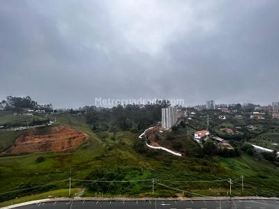 Apartamento en arriendo en Alto Bonito, Rionegro · foto 4 de 12
