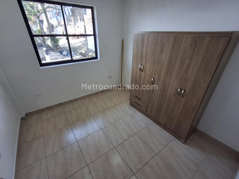Cozy 2BR House in Robledo - 3