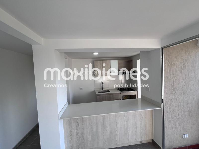 3BR Apartment in Santa Maria La Nueva (68 m²)