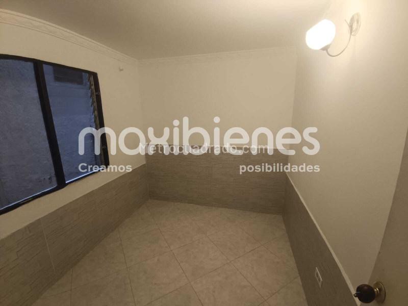 Comfortable 3BR House in Metropolitano - 2