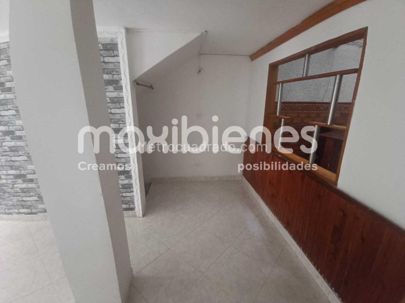 Comfortable 3BR House in Metropolitano - 4