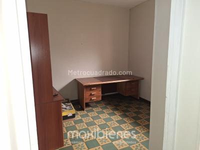 Casa de 5 alcobas en venta en Florida Nueva, Medellín, 195 m² · foto 9 de 20