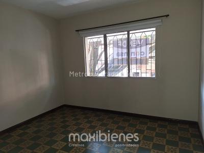 Casa de 5 alcobas en venta en Florida Nueva, Medellín, 195 m² · foto 12 de 20