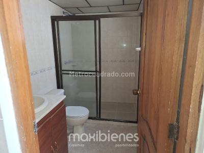 Casa de 5 alcobas en venta en Florida Nueva, Medellín, 195 m² · foto 13 de 20