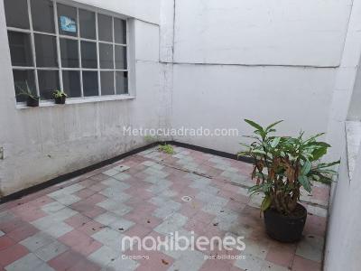 Casa de 5 alcobas en venta en Florida Nueva, Medellín, 195 m² · foto 18 de 20