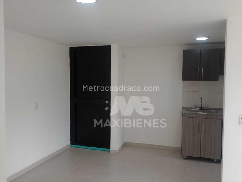 Apartamento de 3 Alcobas con 2 Baños en El Vergel, Medellín - 3