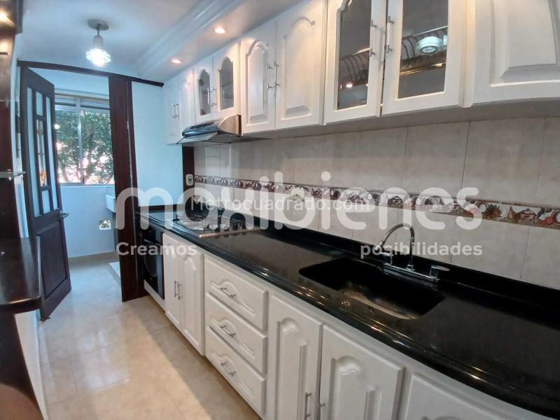 3BR Apartment for Rent in Rodeo Alto with 24h Security, Medellín