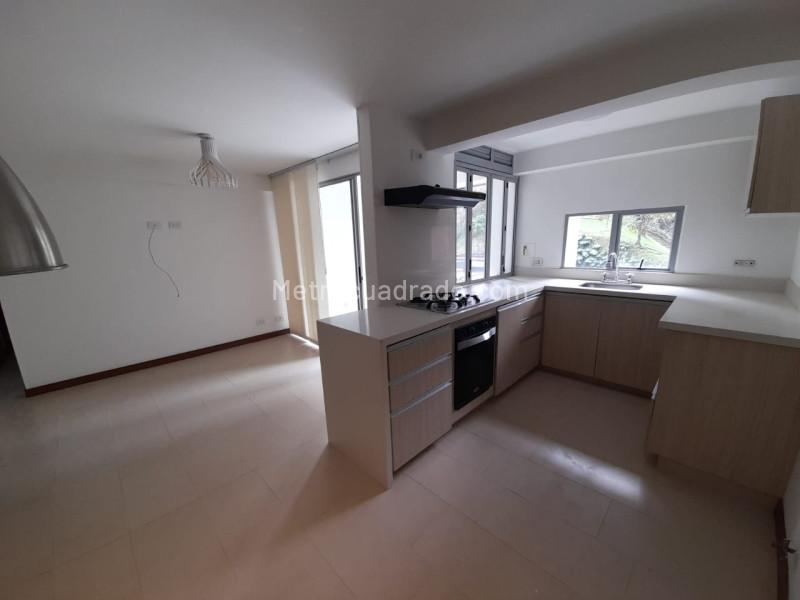 2BR Apartment in Loma Del Escobero (85 m²) - 3