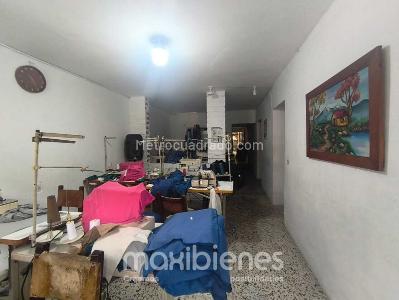 Casa de 4 alcobas en venta en San Javier, Medellín, 97 m² · foto 3 de 9