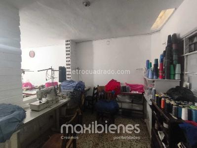Casa de 4 alcobas en venta en San Javier, Medellín, 97 m² · foto 4 de 9