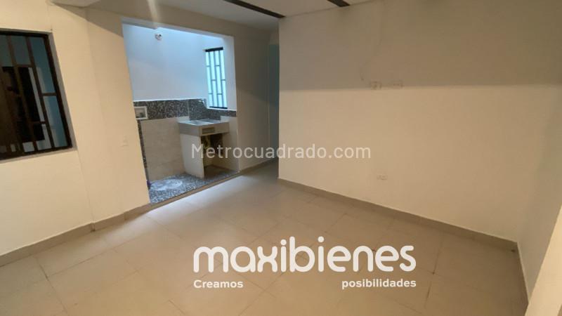 2BR Apartment for Rent in Villa Hermosa, Medellín - 3
