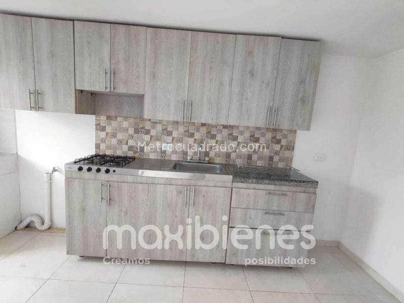 2BR Apartment in Fontibon (58 m²) - 2