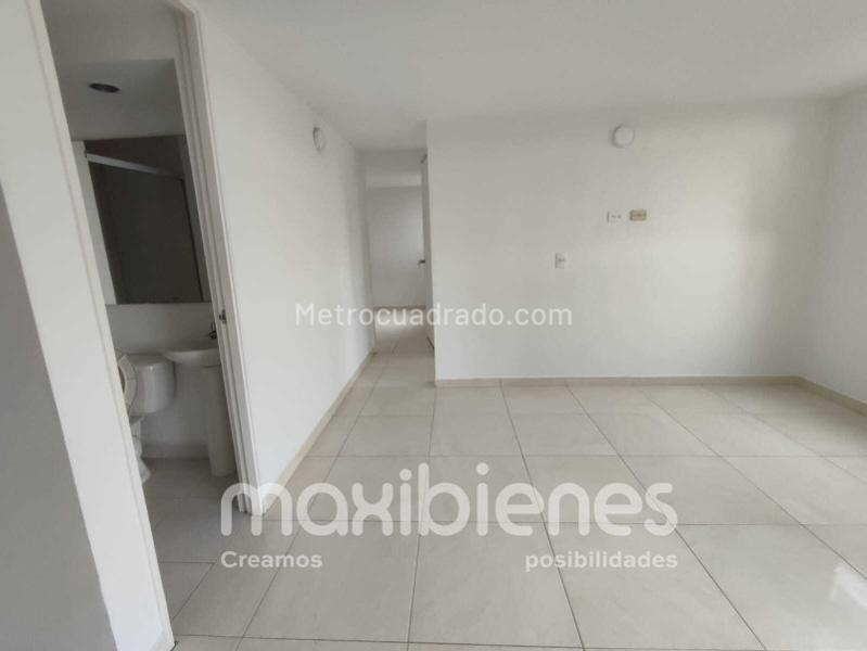 2BR Apartment in Fontibon (58 m²) - 5