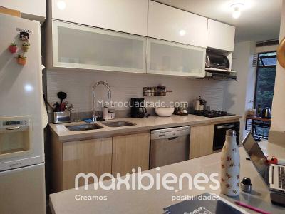 Apartamento de 4 alcobas en venta en El Poblado, Medellín, 128 m² · foto 2 de 20