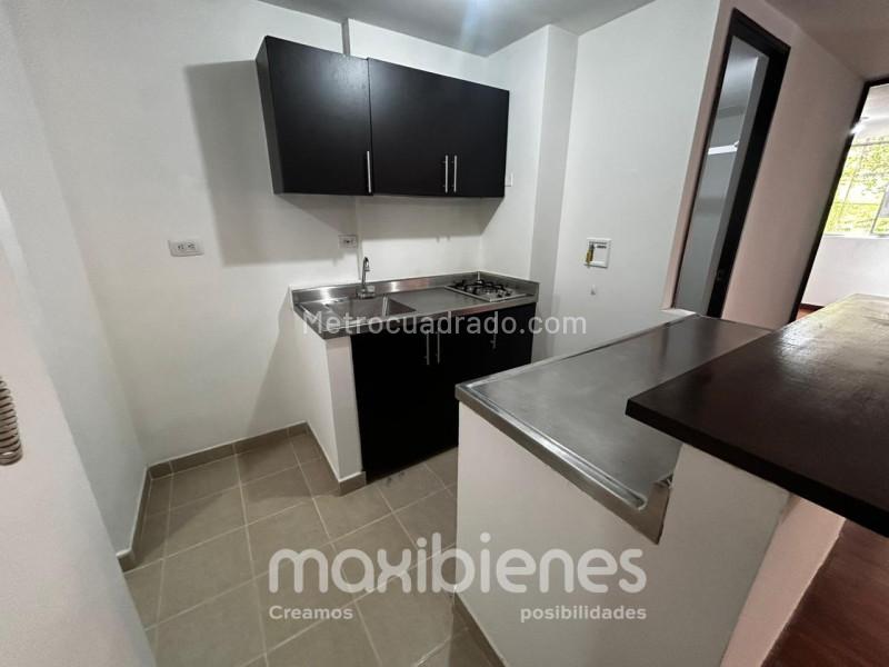 Apartamento en arriendo con 2 alcobas en Caldas - 3