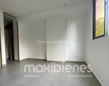 Casa de 1 alcoba en venta en Cabañas, Bello, 39 m² · foto 4 de 11