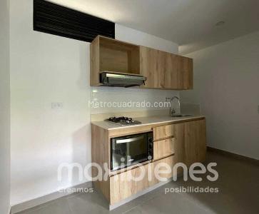 Casa de 1 alcoba en venta en Cabañas, Bello, 39 m² · foto 5 de 11