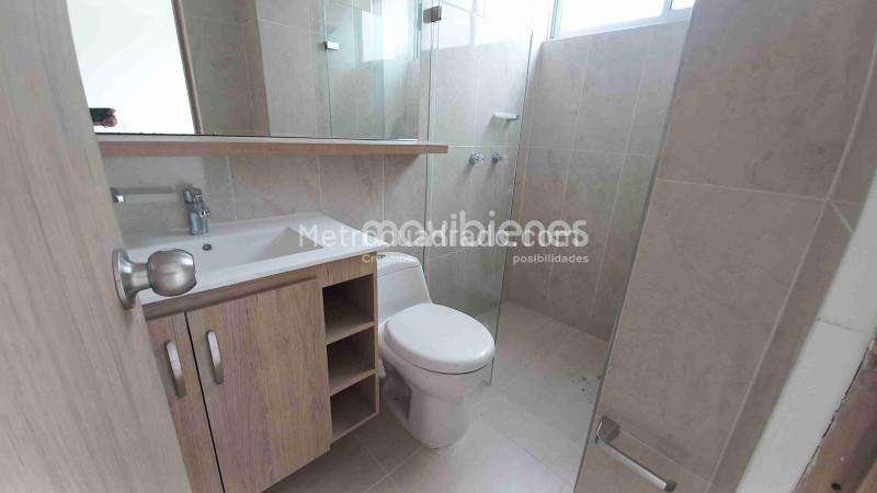 Bright 3BR Apartment in Belen La Palma - 3