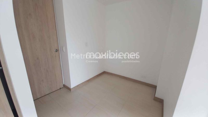 Bright 3BR Apartment in Belen La Palma - 4