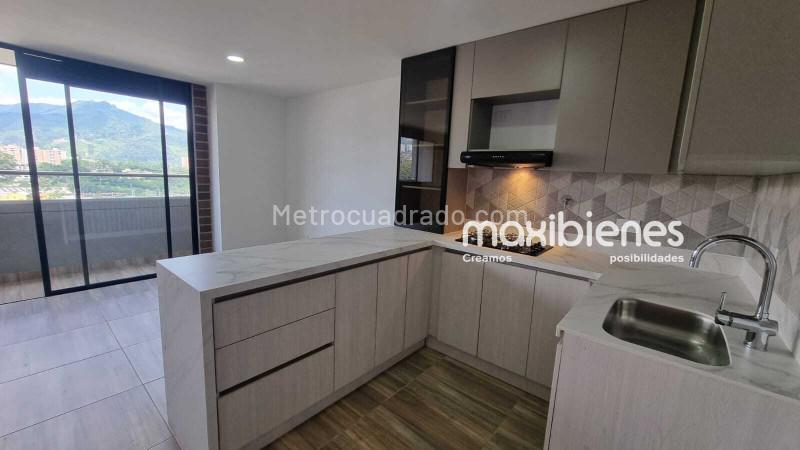 2BR Apartment in Las Vegas (70 m²) - 4