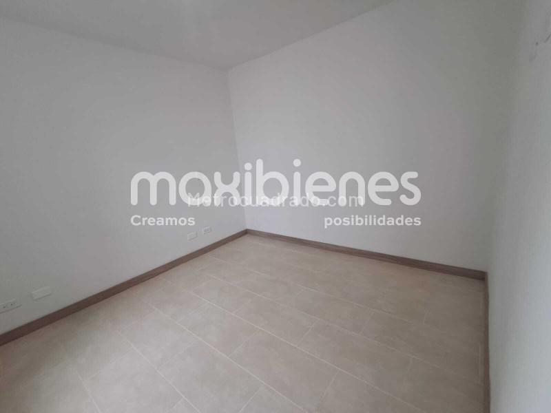 2BR Apartment in Calasanz (58 m²) - 4