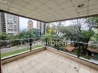 Apartamento de 3 alcobas en arriendo en El Poblado, Medellín, 160 m² · foto 7 de 19