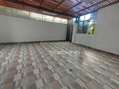Casa de 5 alcobas en arriendo en La Inferior, Medellín, 164 m² · foto 6 de 19