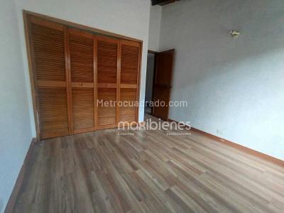 Casa de 5 alcobas en arriendo en La Inferior, Medellín, 164 m² · foto 13 de 19